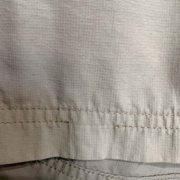 Columbia Titanium Shorts, Size 10, Gray Nylon - Picture 7 of 8